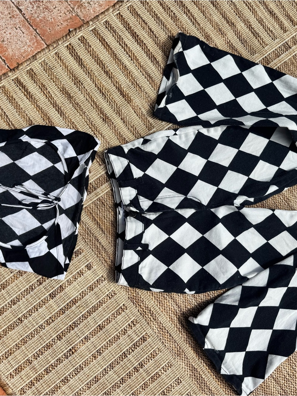 Black and White Diamond-Print Two-Piece Motel Rocks Set